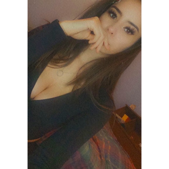 hey, I’m amber. - Picture 1 of 1